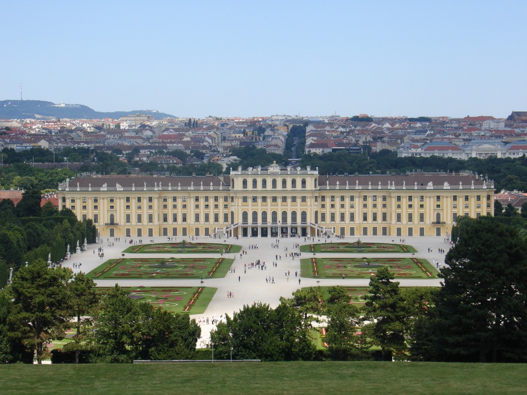 Family-Pass für Kindermuseum, Schloss Schönbrunn und Schloss Hof