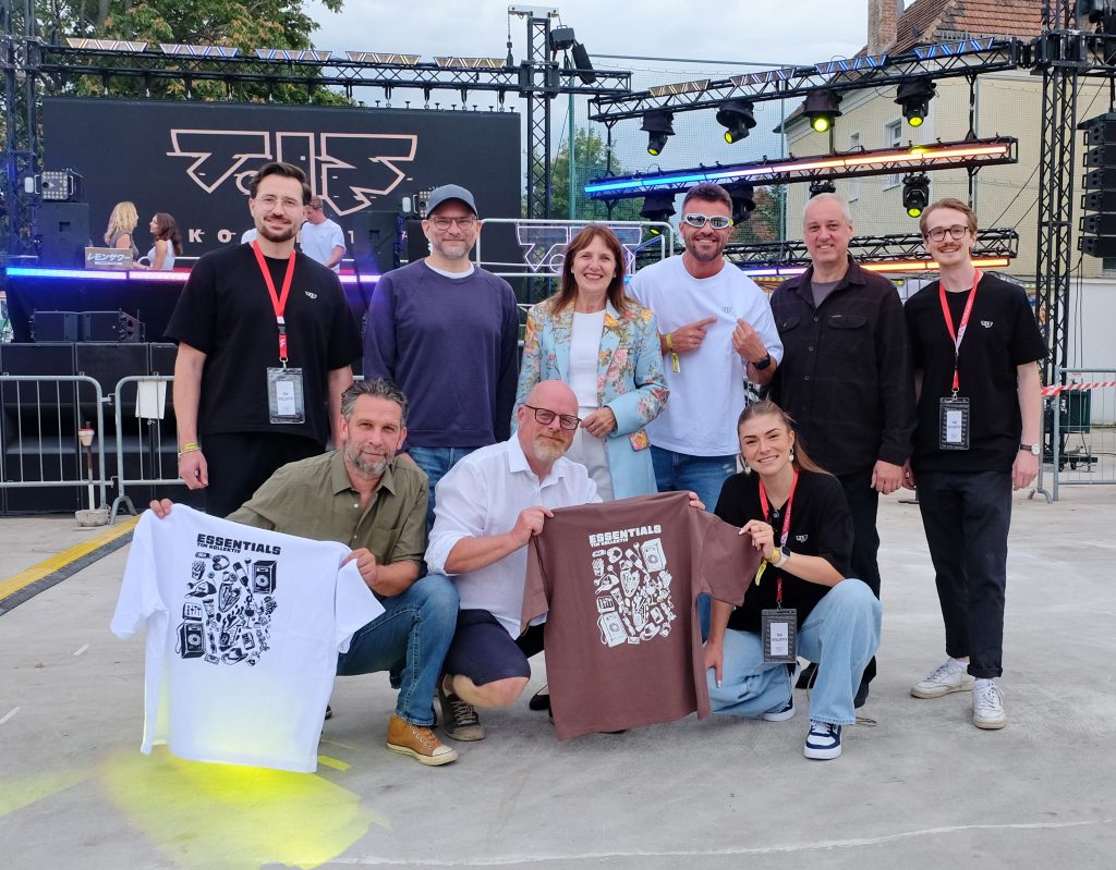 Techno-Party im Stadtbad Mödling