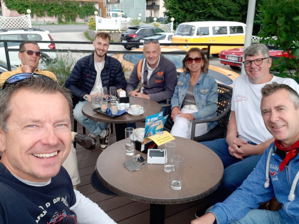 Rast der Gruppe im Freien