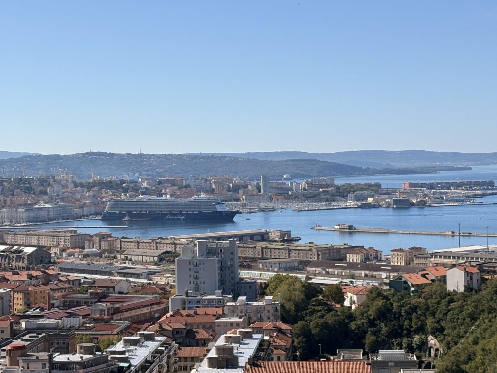 Triest mit Hafen