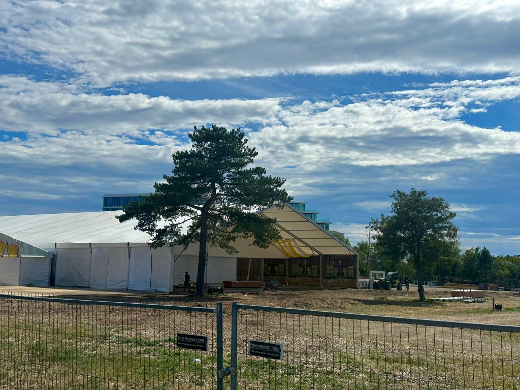 Die Brunner Wiesn 2026: Niederösterreichs größtes Oktoberfest lädt wieder ein