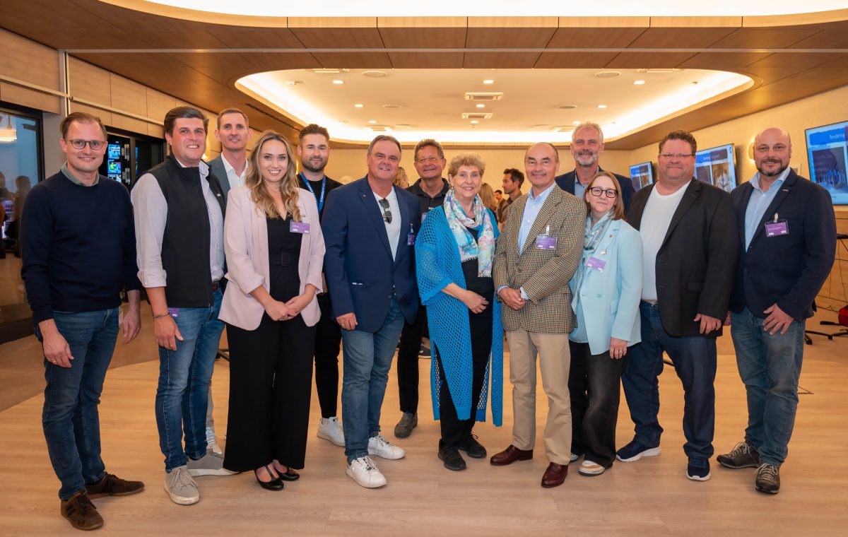 Brunner Wirtschaft vernetzt sich bei „Topgolf“