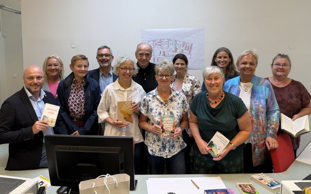 Bücherei an neuen Standort in der „Essigfabrik“ übersiedelt